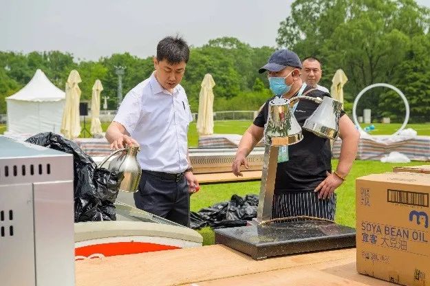 1685609498185494.jpg 1685609498185494.jpg