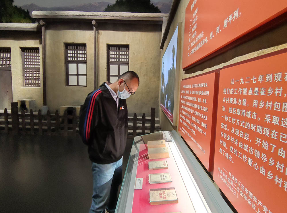 1697677394833315.jpg 1697677394833315.jpg